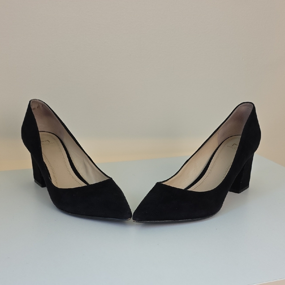 Marc Fisher Black Suede Heels.  Size 7 1/2 - Picture 5 of 12